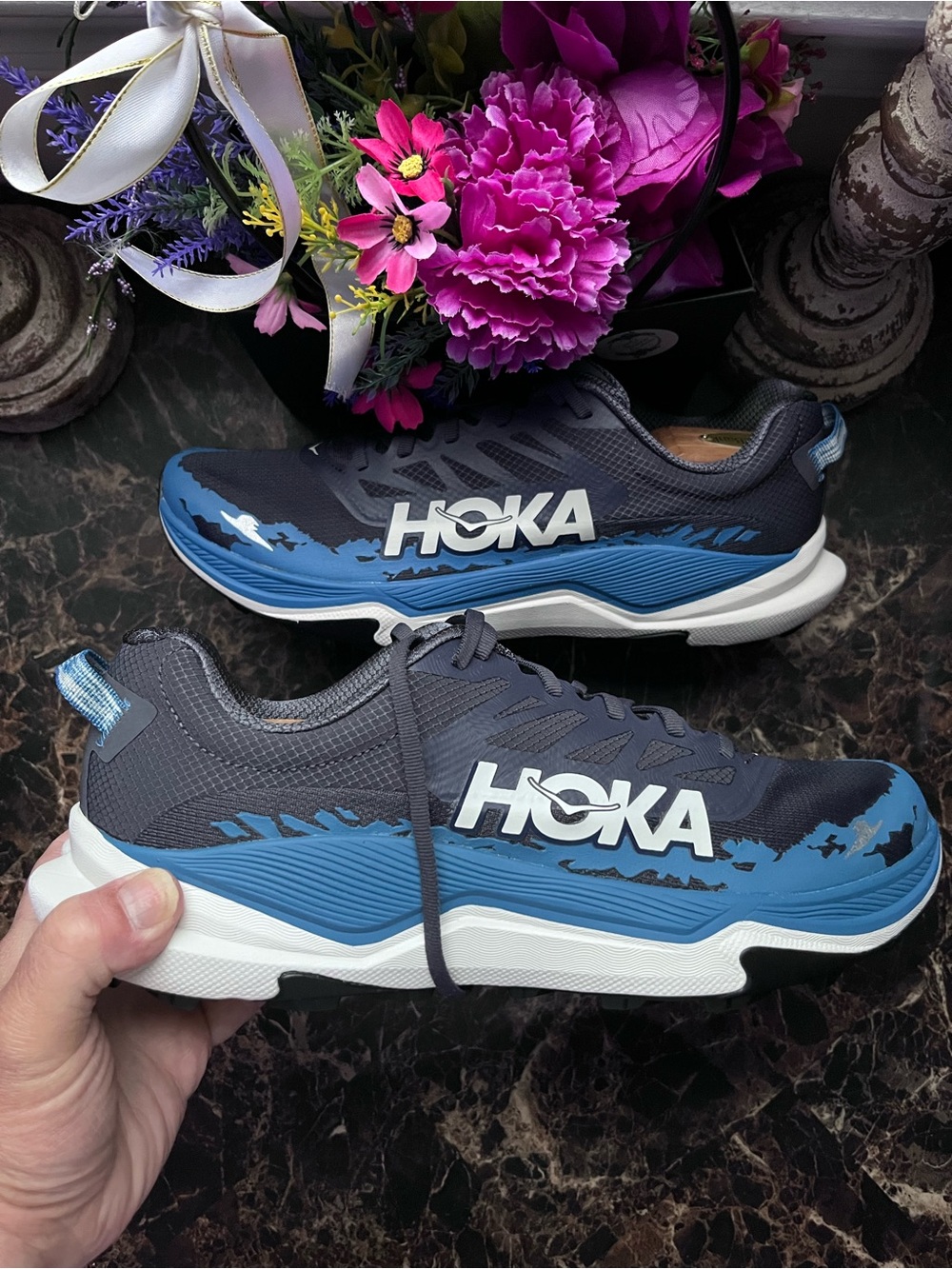 Hoka One Torrent 4
Trail-Running
Lifestyle-Fall Shoes
Size 12 for Men